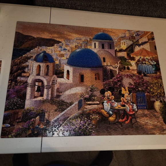 Thomas Kinkade Disney Puzzle - Picture 1 of 2